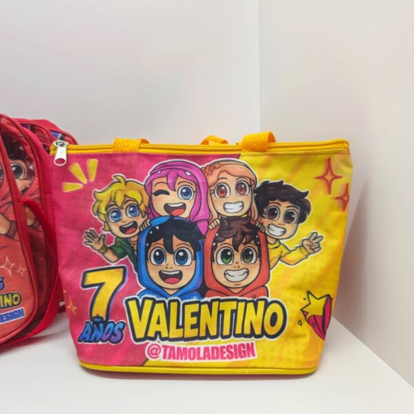 711630945_18220908520321971_8623732005358399345_n Cartera Plana Oval