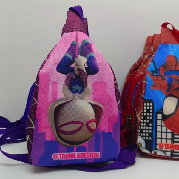 711869130_18220908151321971_5242732109201966179_n Mochila de lado